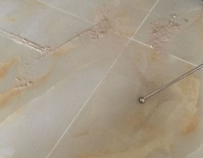 玉泉瓷砖空鼓维修公司分享粘合剂选择不当在瓷砖铺贴过程中可能导致以下问题